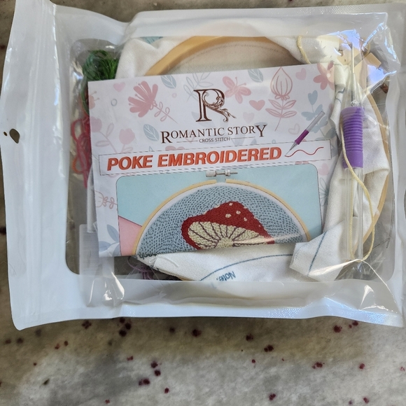 Romantic Story Cross Stitch Kit NEW - Picture 1 of 2
